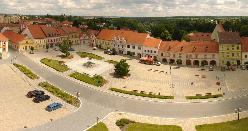 Pstrossova Vila - U Klasterni Zahrady Бехинє Екстер'єр фото